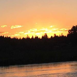 Meet your Posher, Seth